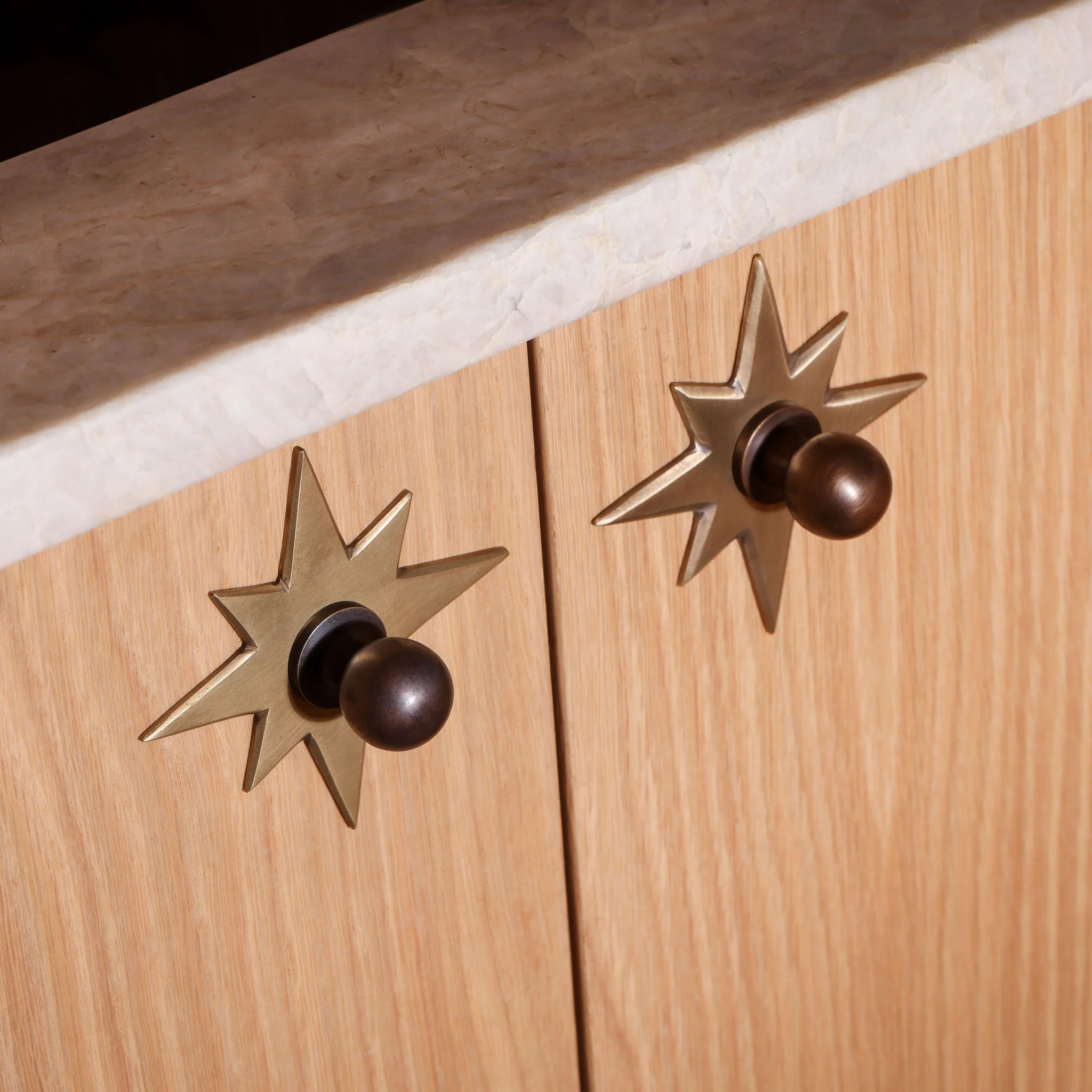 Star Knob Backplate - Acid Wash Brass - Image 5