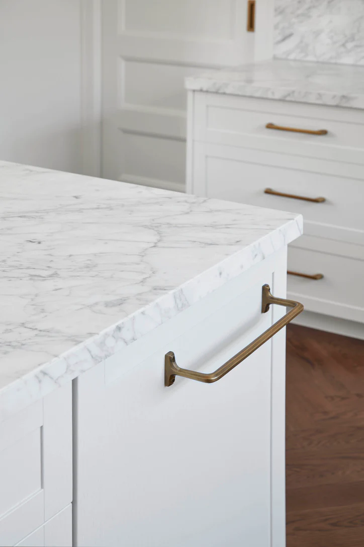 Henley 600mm Rail - Antique Bronze - Image 5