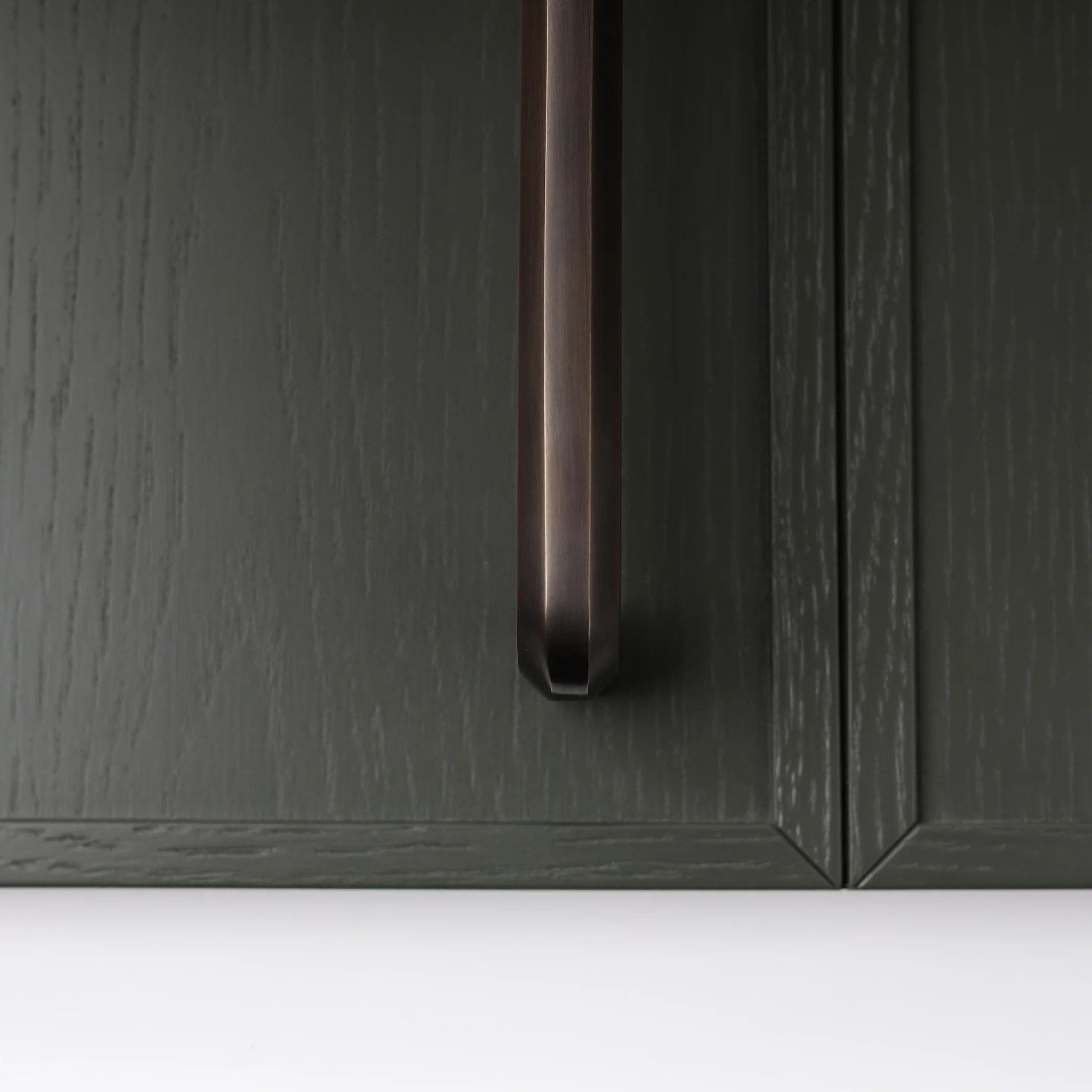 Henley Appliance Pull - Antique Bronze - Image 5