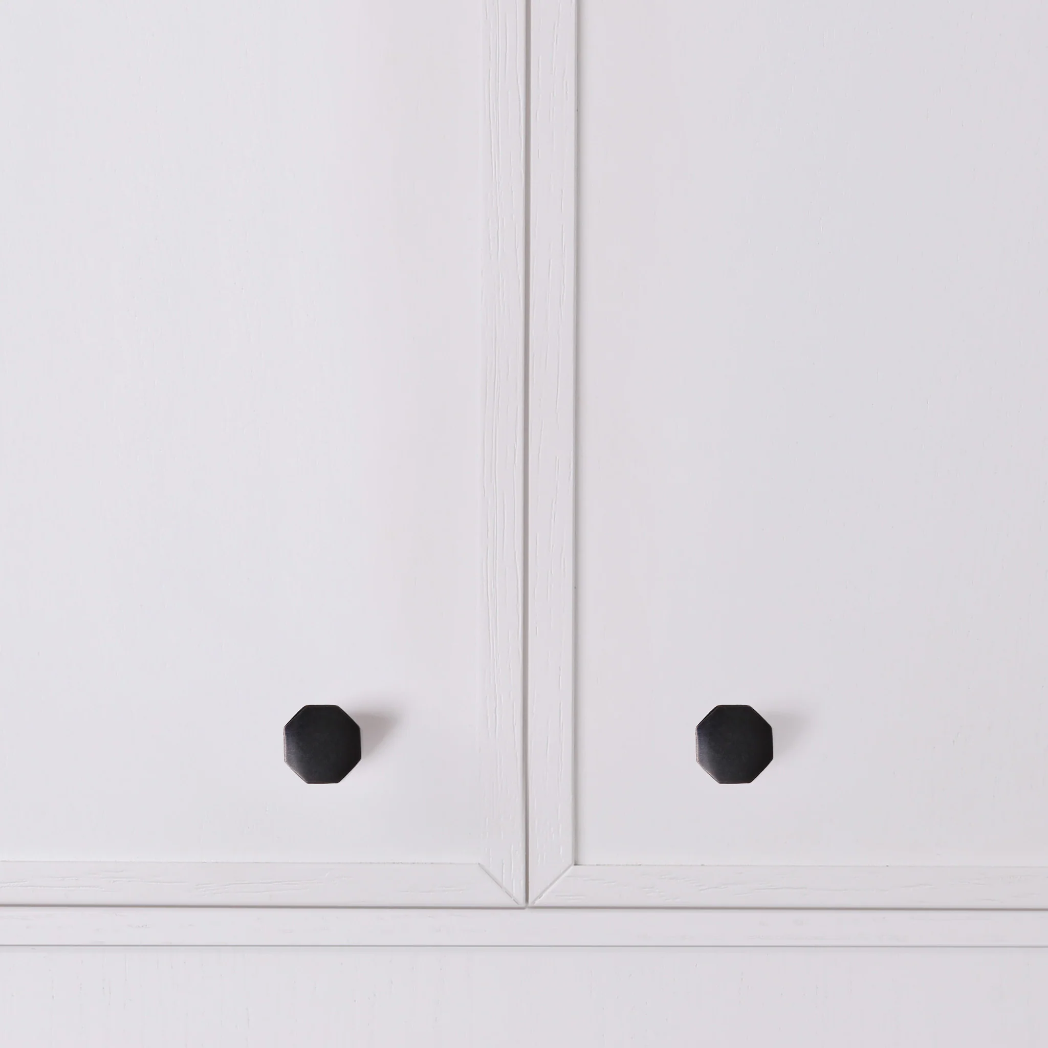 Henley Knob - Antique Bronze - Image 3