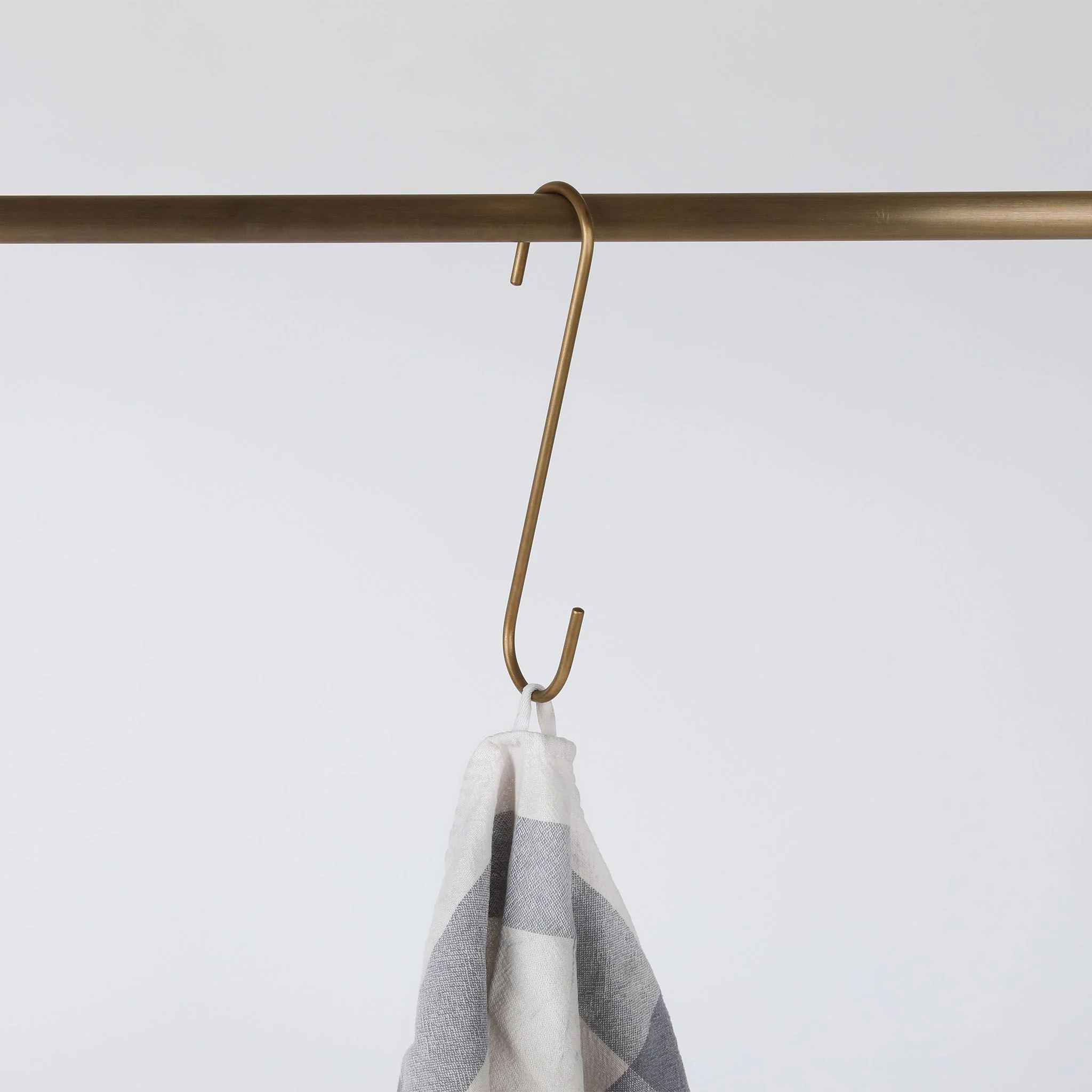 Pack of 5 - Brass S Hook in Acid Washed Brass - Image 2