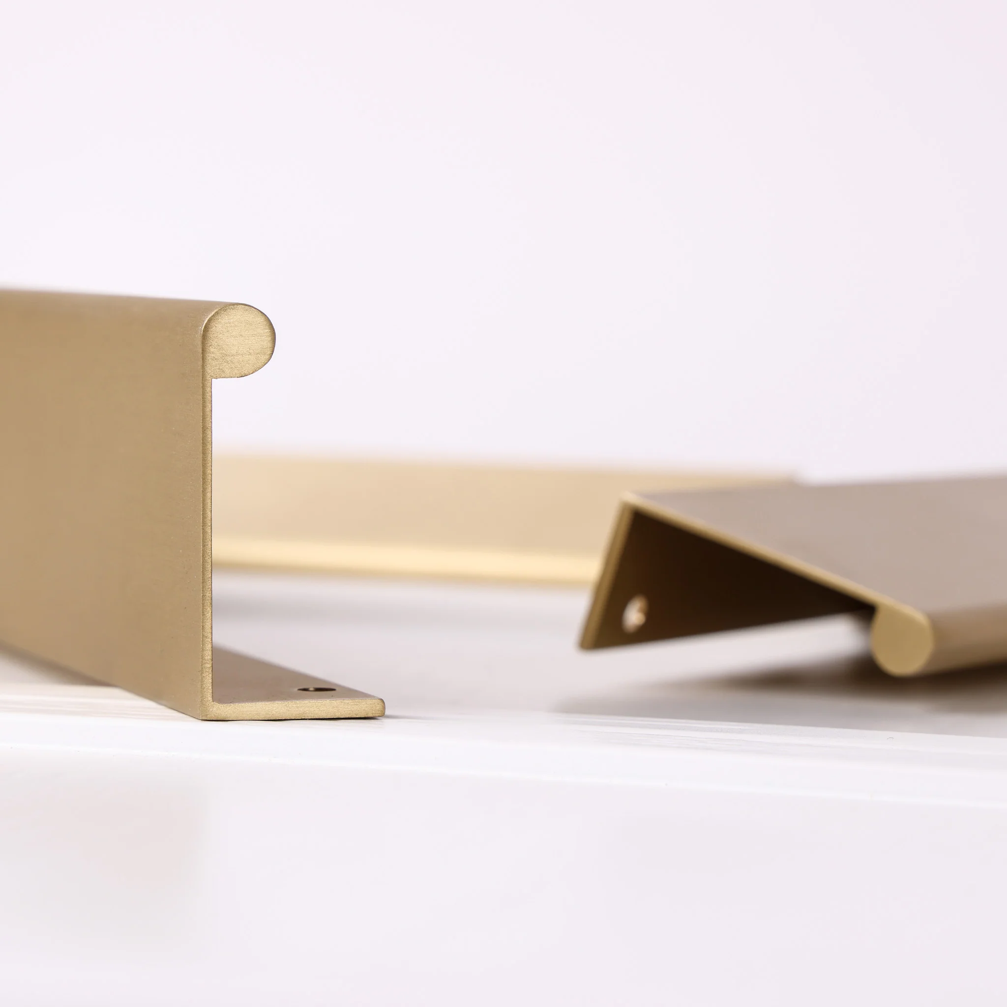Ren Lip Pull - Burnished Brass - Image 3